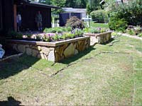 Setting & Retaining Walls